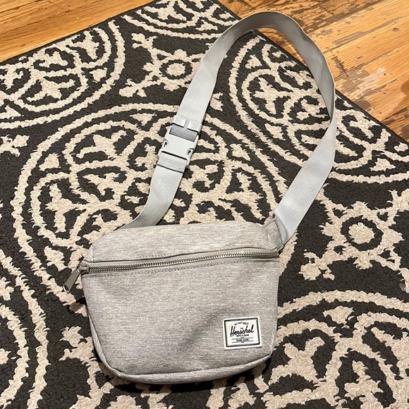 Herschel Belt Bag - Picture 1 of 2
